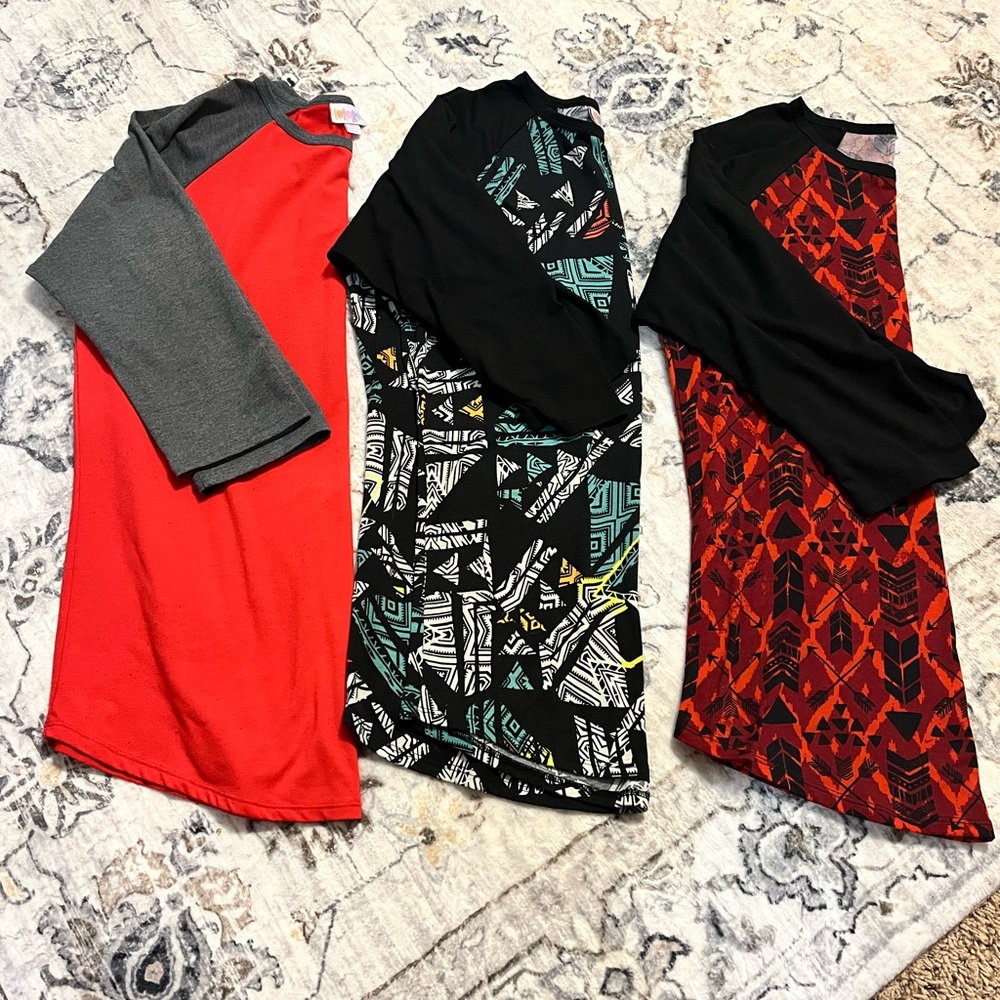 Woman’s Lularoe size medium baseball T. 3/4 sleeve